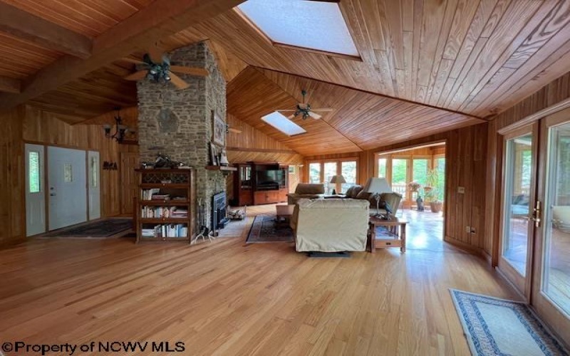 677 Dylan Road, Elkins, West Virginia 26241, 4 Bedrooms Bedrooms, 12 Rooms Rooms,3 BathroomsBathrooms,Single Family Detached,For Sale,Dylan,10159407