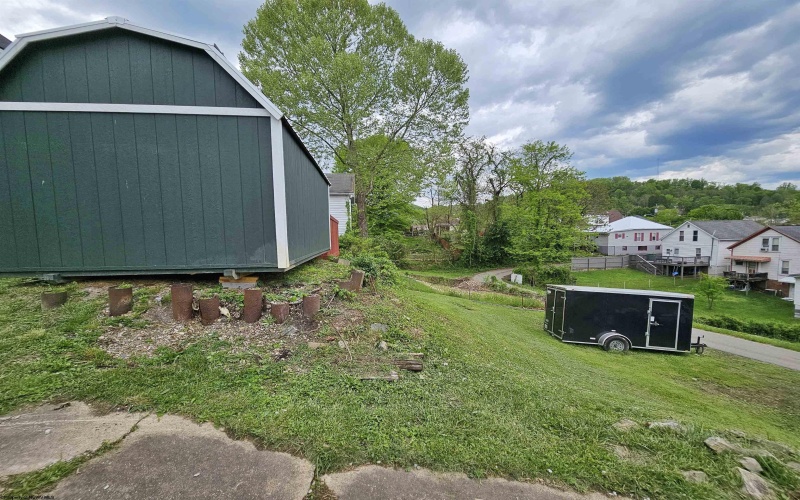 426 Duff Avenue, Clarksburg, West Virginia 26301, 3 Bedrooms Bedrooms, 7 Rooms Rooms,1 BathroomBathrooms,Single Family Detached,For Sale,Duff,10159403