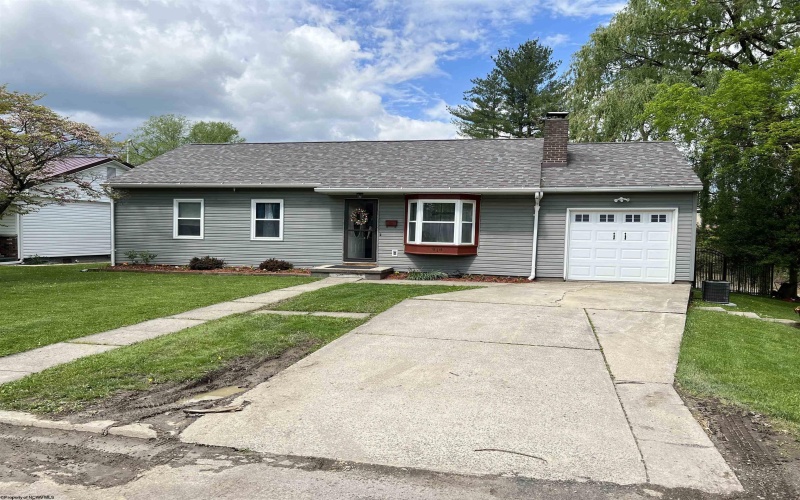 918 Kerens Avenue, Elkins, West Virginia 26241, 3 Bedrooms Bedrooms, 7 Rooms Rooms,1 BathroomBathrooms,Single Family Detached,For Sale,Kerens,10159406