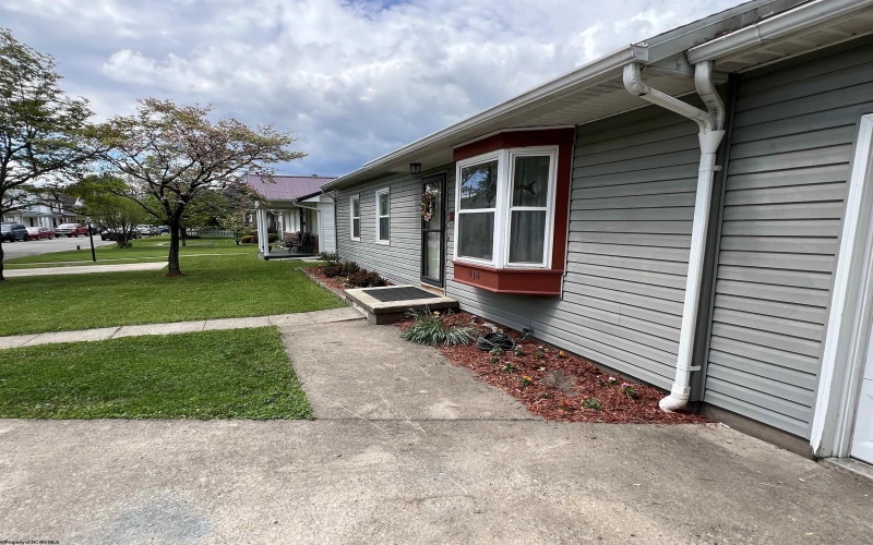 918 Kerens Avenue, Elkins, West Virginia 26241, 3 Bedrooms Bedrooms, 7 Rooms Rooms,1 BathroomBathrooms,Single Family Detached,For Sale,Kerens,10159406
