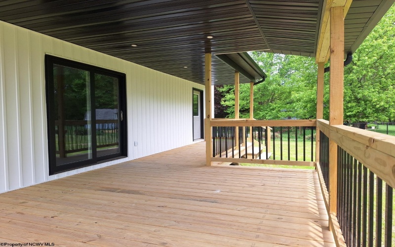 794 Laurel Park Road, Clarksburg, West Virginia 26301, 3 Bedrooms Bedrooms, 6 Rooms Rooms,2 BathroomsBathrooms,Single Family Detached,For Sale,Laurel Park,10159401