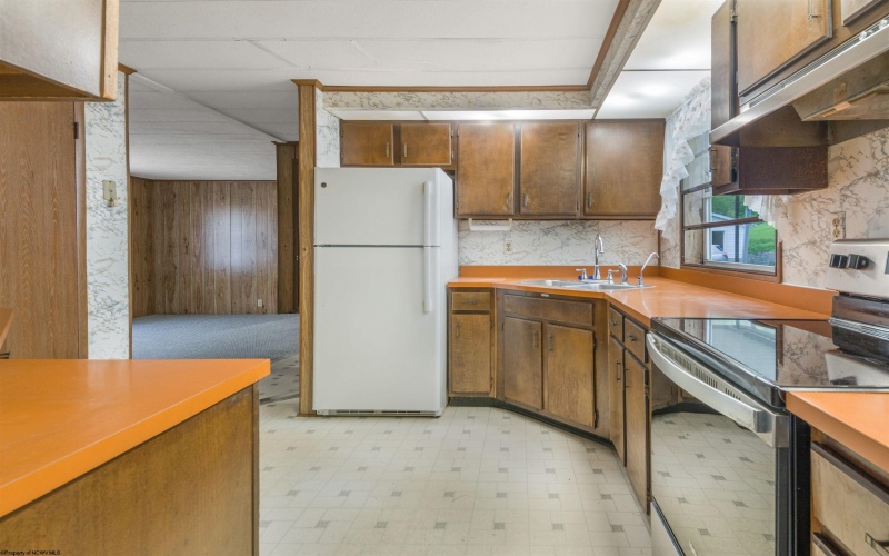 23 Daybrook Road, Blacksville, West Virginia 26521, 3 Bedrooms Bedrooms, 7 Rooms Rooms,2 BathroomsBathrooms,Single Family Detached,For Sale,Daybrook,10159422