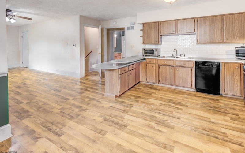 11 Pioneer Villas, Morgantown, West Virginia 26508, 2 Bedrooms Bedrooms, 6 Rooms Rooms,1 BathroomBathrooms,Single Family Detached,For Sale,Pioneer,10159420