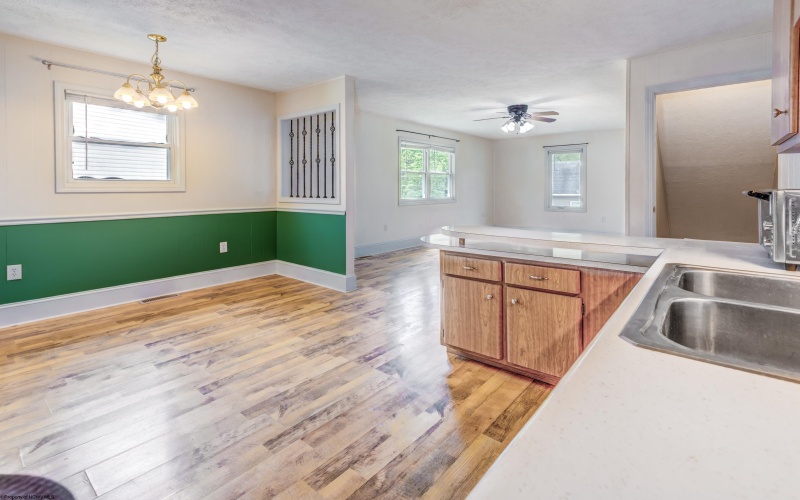 11 Pioneer Villas, Morgantown, West Virginia 26508, 2 Bedrooms Bedrooms, 6 Rooms Rooms,1 BathroomBathrooms,Single Family Detached,For Sale,Pioneer,10159420