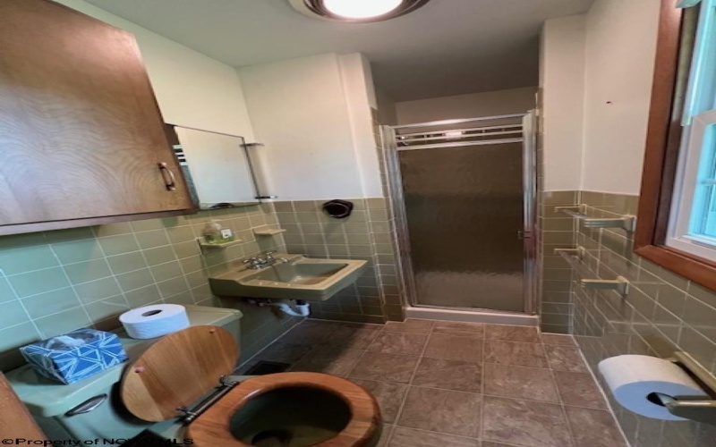 110 Sunset Drive, Elkins, West Virginia 26241-999, 3 Bedrooms Bedrooms, 10 Rooms Rooms,2 BathroomsBathrooms,Single Family Detached,For Sale,Sunset,10159419