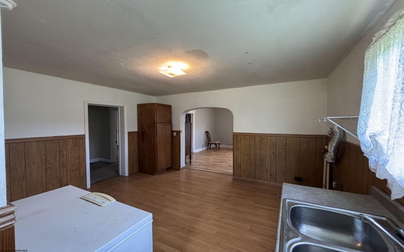 29 Dan Street, Hepzibah, West Virginia 26369, 3 Bedrooms Bedrooms, 7 Rooms Rooms,1 BathroomBathrooms,Single Family Detached,For Sale,Dan,10159416