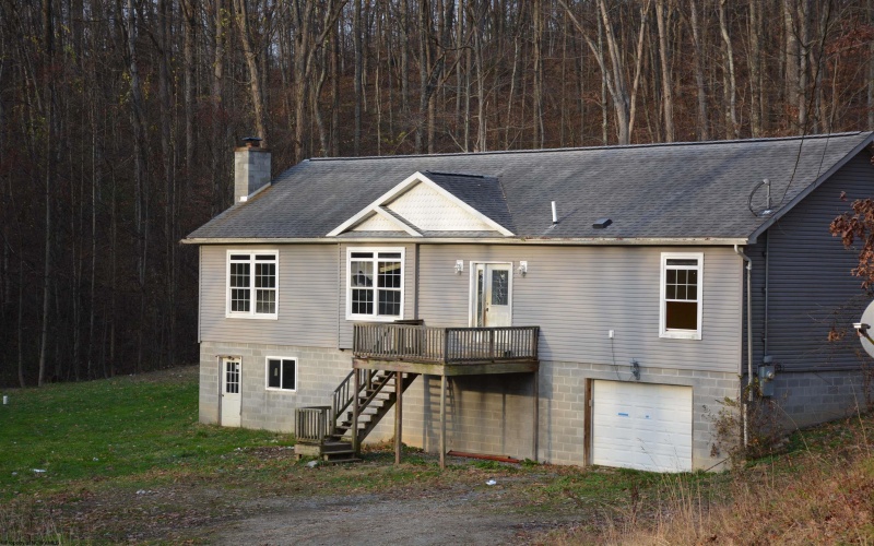 313 Hecks Run, Fairmont, West Virginia 26554, 3 Bedrooms Bedrooms, 7 Rooms Rooms,2 BathroomsBathrooms,Single Family Detached,For Sale,Hecks,10157214