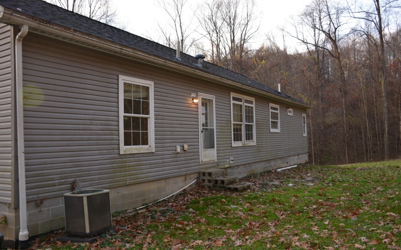 313 Hecks Run, Fairmont, West Virginia 26554, 3 Bedrooms Bedrooms, 7 Rooms Rooms,2 BathroomsBathrooms,Single Family Detached,For Sale,Hecks,10157214