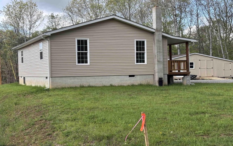 4084 Old Elkins Road, Buckhannon, West Virginia 26201, 2 Bedrooms Bedrooms, 6 Rooms Rooms,1 BathroomBathrooms,Single Family Detached,For Sale,Old Elkins,10159408