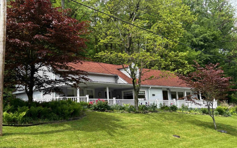 333 Mt Harmony Road, Fairmont, West Virginia 26554, 2 Bedrooms Bedrooms, 5 Rooms Rooms,1 BathroomBathrooms,Single Family Detached,For Sale,Mt Harmony,10159427