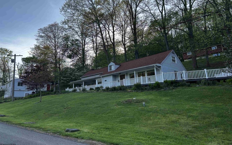333 Mt Harmony Road, Fairmont, West Virginia 26554, 2 Bedrooms Bedrooms, 5 Rooms Rooms,1 BathroomBathrooms,Single Family Detached,For Sale,Mt Harmony,10159427