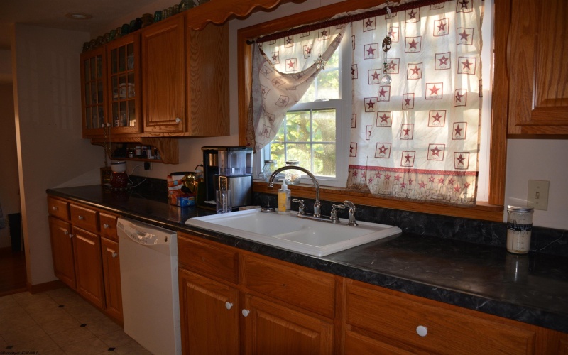 3254 Clarksburg Road, Buckhannon, West Virginia 26201, 3 Bedrooms Bedrooms, 6 Rooms Rooms,1 BathroomBathrooms,Single Family Detached,For Sale,Clarksburg,10159432