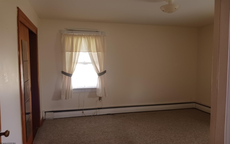 19 Monongalia Street, Buckhannon, West Virginia 26201, 3 Bedrooms Bedrooms, 7 Rooms Rooms,1 BathroomBathrooms,Single Family Detached,For Sale,Monongalia,10159440