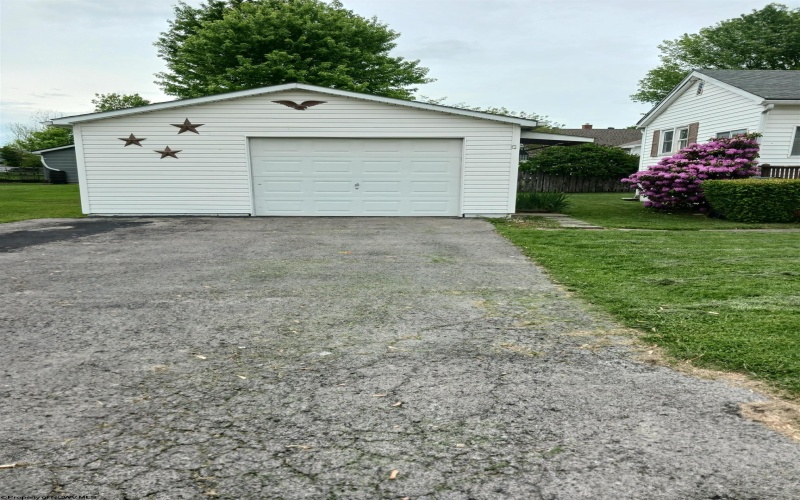 19 Monongalia Street, Buckhannon, West Virginia 26201, 3 Bedrooms Bedrooms, 7 Rooms Rooms,1 BathroomBathrooms,Single Family Detached,For Sale,Monongalia,10159440