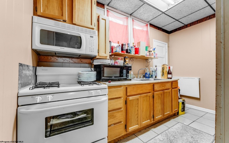 313 Grand Street, Morgantown, West Virginia 26501-0000, ,Multi-unit/income,For Sale,Grand,10159430