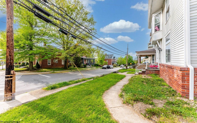 313 Grand Street, Morgantown, West Virginia 26501-0000, ,Multi-unit/income,For Sale,Grand,10159430