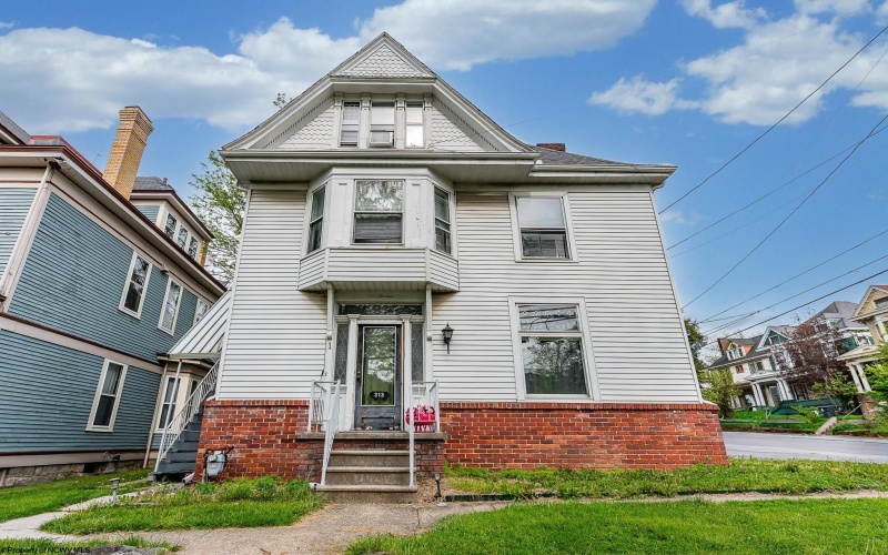 313 Grand Street, Morgantown, West Virginia 26501-0000, ,Multi-unit/income,For Sale,Grand,10159430