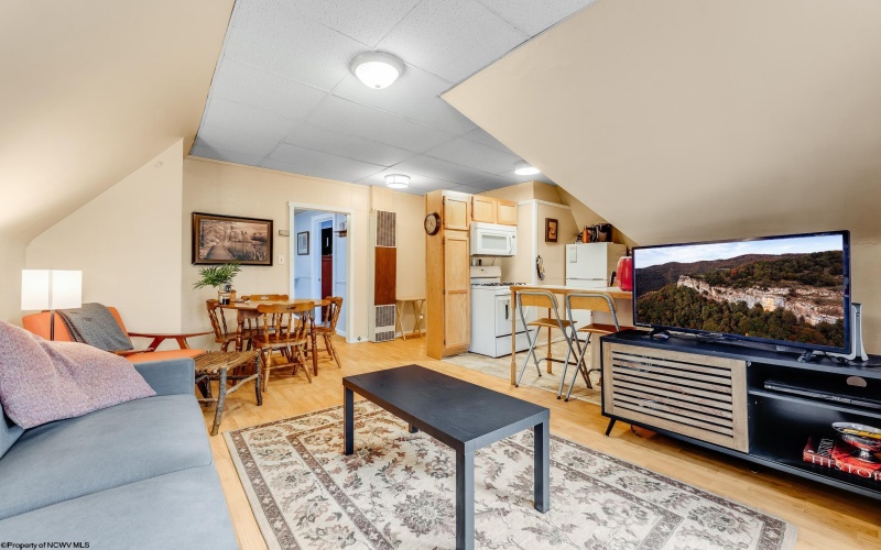 313 Grand Street, Morgantown, West Virginia 26501-0000, ,Multi-unit/income,For Sale,Grand,10159430