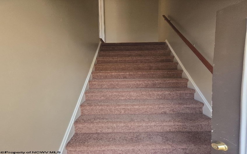 356 7th Street, Weston, West Virginia 26452, ,Multi-unit/income,For Sale,7th,10159443