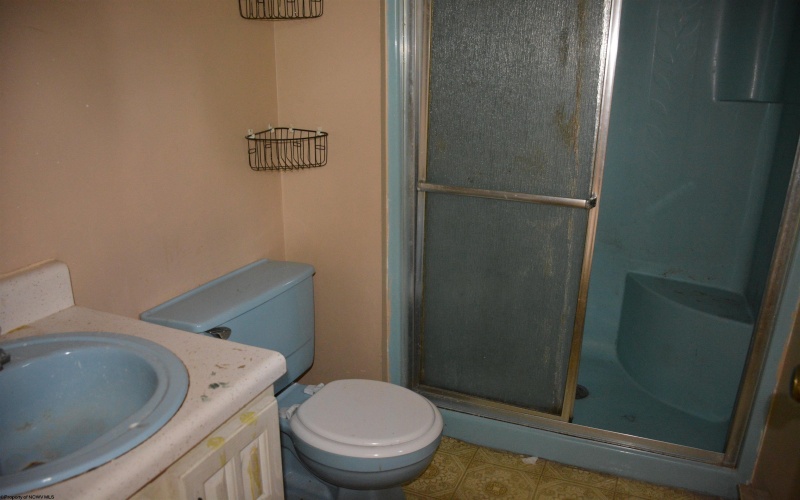 908 Old Mill Road, Weston, West Virginia 26452, 3 Bedrooms Bedrooms, 7 Rooms Rooms,2 BathroomsBathrooms,Single Family Detached,For Sale,Old Mill,10159438