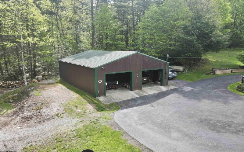1209 Gaines Road, Rock Cave, West Virginia 26234, 3 Bedrooms Bedrooms, 5 Rooms Rooms,3 BathroomsBathrooms,Single Family Detached,For Sale,Gaines,10159446