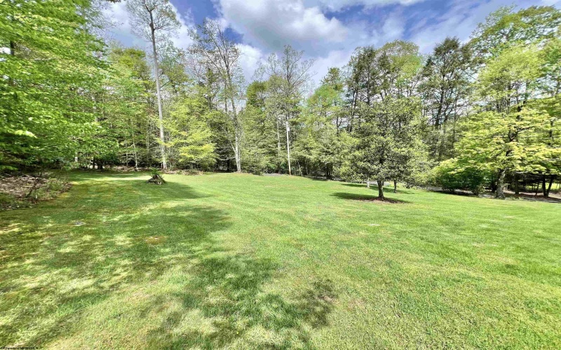 1209 Gaines Road, Rock Cave, West Virginia 26234, 3 Bedrooms Bedrooms, 5 Rooms Rooms,3 BathroomsBathrooms,Single Family Detached,For Sale,Gaines,10159446
