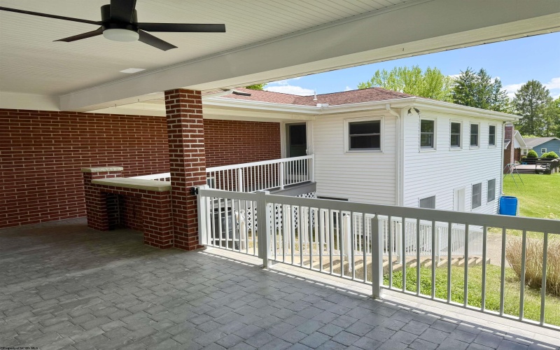 1914 Country Club Road, Fairmont, West Virginia 26554, 4 Bedrooms Bedrooms, 10 Rooms Rooms,3 BathroomsBathrooms,Single Family Detached,For Sale,Country Club,10159449