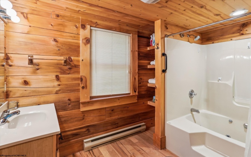79 Pines Drive, Davis, West Virginia 26260, 2 Bedrooms Bedrooms, 6 Rooms Rooms,2 BathroomsBathrooms,Single Family Detached,For Sale,Pines,10159233