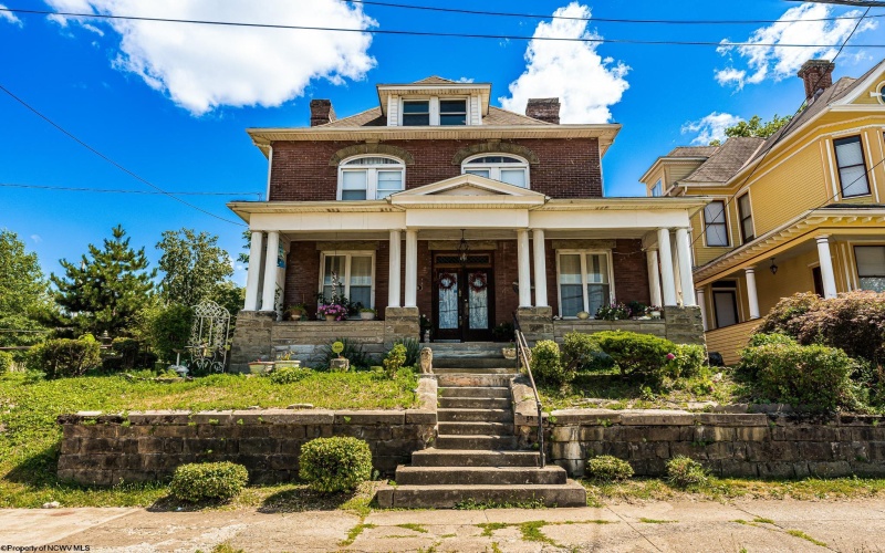 236 Cobun Avenue, Morgantown, West Virginia 26501, 6 Bedrooms Bedrooms, 13 Rooms Rooms,2 BathroomsBathrooms,Single Family Detached,For Sale,Cobun,10159479