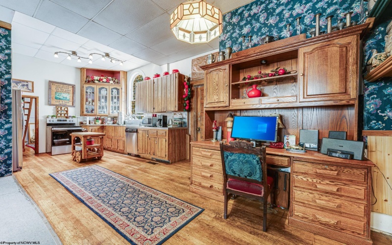 236 Cobun Avenue, Morgantown, West Virginia 26501, 6 Bedrooms Bedrooms, 13 Rooms Rooms,2 BathroomsBathrooms,Single Family Detached,For Sale,Cobun,10159479