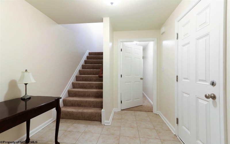 40 Barrington Court, Bridgeport, West Virginia 26330, 2 Bedrooms Bedrooms, 6 Rooms Rooms,2 BathroomsBathrooms,Single Family Attached,For Sale,Barrington,10159474