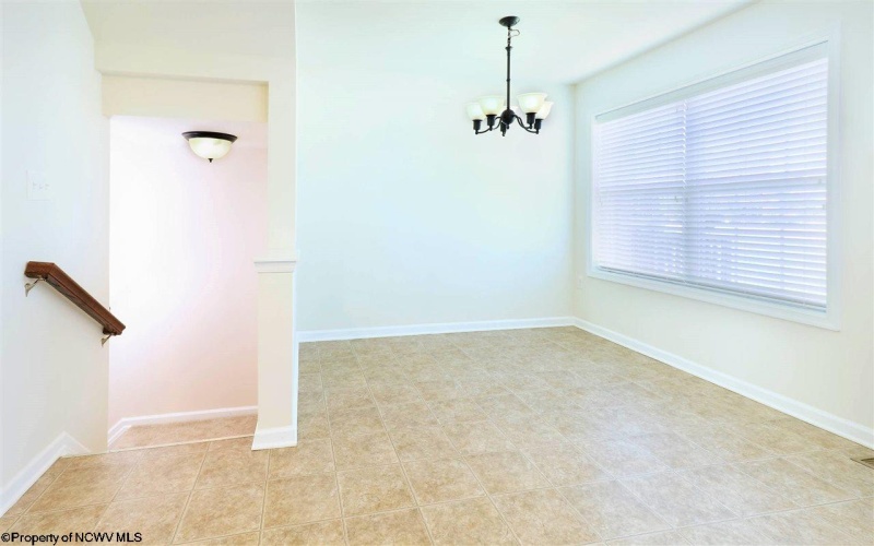 40 Barrington Court, Bridgeport, West Virginia 26330, 2 Bedrooms Bedrooms, 6 Rooms Rooms,2 BathroomsBathrooms,Single Family Attached,For Sale,Barrington,10159474