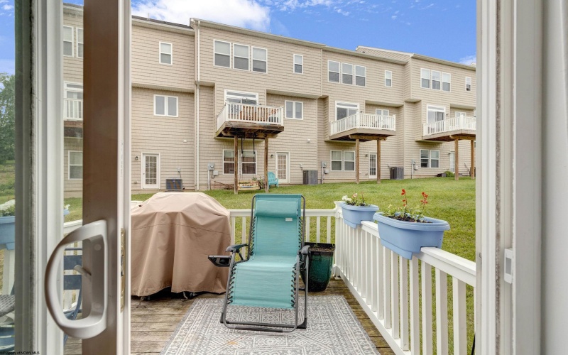 3322 Sun Court, Morgantown, West Virginia 26505, 3 Bedrooms Bedrooms, 8 Rooms Rooms,3 BathroomsBathrooms,Single Family Attached,For Sale,Sun,10159466