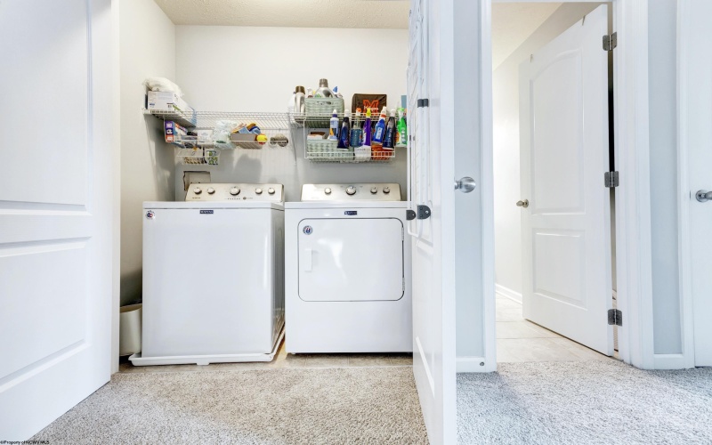 3322 Sun Court, Morgantown, West Virginia 26505, 3 Bedrooms Bedrooms, 8 Rooms Rooms,3 BathroomsBathrooms,Single Family Attached,For Sale,Sun,10159466