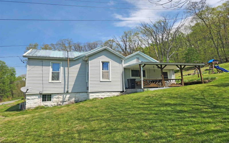 784 Ona Street, Grafton, West Virginia 26354-1723, 3 Bedrooms Bedrooms, 5 Rooms Rooms,1 BathroomBathrooms,Single Family Detached,For Sale,Ona,10159478