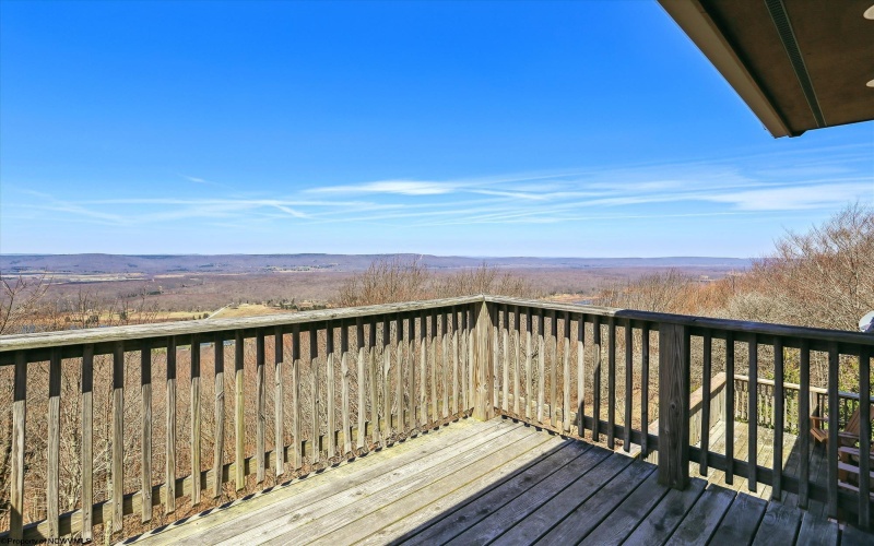 1901 Mountainside Road, Davis, West Virginia 26260, 4 Bedrooms Bedrooms, 8 Rooms Rooms,3 BathroomsBathrooms,Single Family Detached,For Sale,Mountainside,10159463