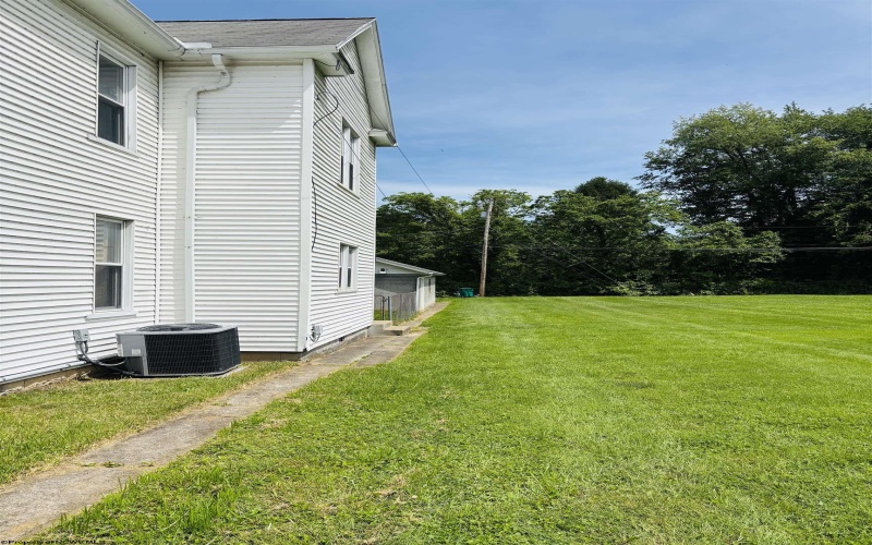 8127 Cost Avenue, Stonewood, West Virginia 26301, 3 Bedrooms Bedrooms, 6 Rooms Rooms,1 BathroomBathrooms,Single Family Detached,For Sale,Cost,10159454