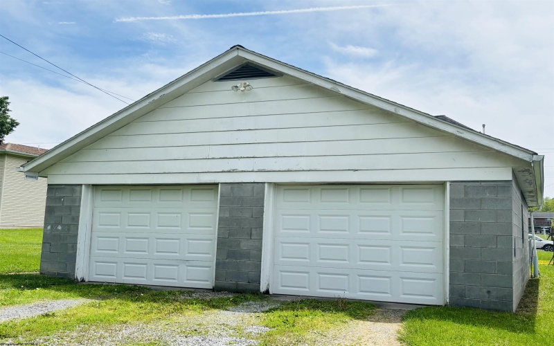 8127 Cost Avenue, Stonewood, West Virginia 26301, 3 Bedrooms Bedrooms, 6 Rooms Rooms,1 BathroomBathrooms,Single Family Detached,For Sale,Cost,10159454