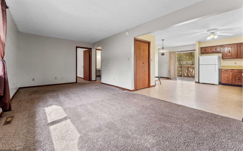 136 2nd Street, Westover, West Virginia 26501, 2 Bedrooms Bedrooms, 4 Rooms Rooms,1 BathroomBathrooms,Single Family Detached,For Sale,2nd,10159457