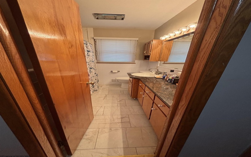 324 Dunkin Avenue, Bridgeport, West Virginia 26330, 3 Bedrooms Bedrooms, 7 Rooms Rooms,1 BathroomBathrooms,Single Family Detached,For Sale,Dunkin,10159472