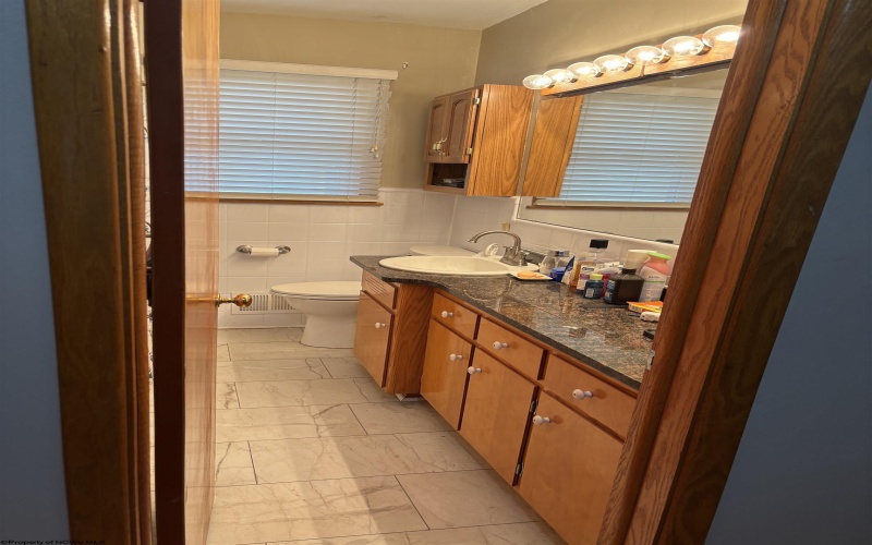 324 Dunkin Avenue, Bridgeport, West Virginia 26330, 3 Bedrooms Bedrooms, 7 Rooms Rooms,1 BathroomBathrooms,Single Family Detached,For Sale,Dunkin,10159472