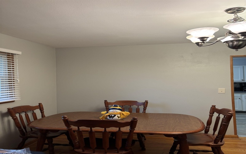 324 Dunkin Avenue, Bridgeport, West Virginia 26330, 3 Bedrooms Bedrooms, 7 Rooms Rooms,1 BathroomBathrooms,Single Family Detached,For Sale,Dunkin,10159472