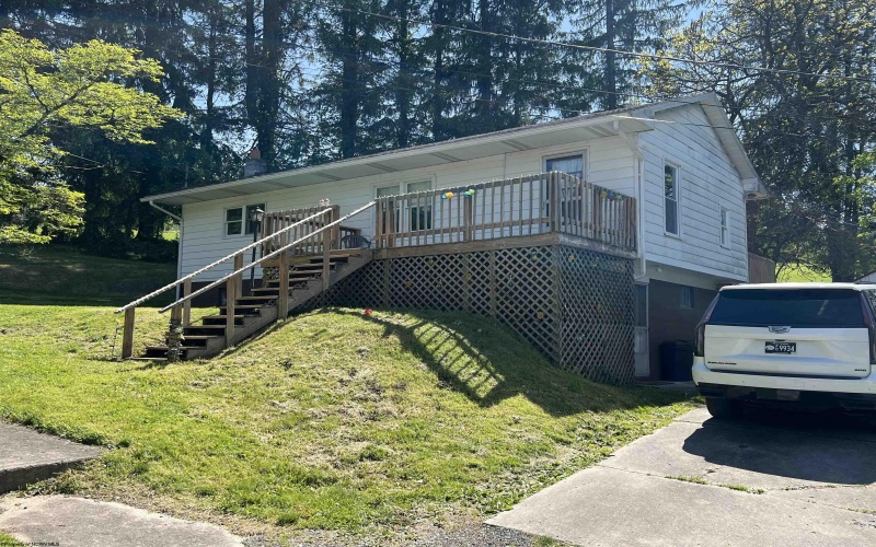 302 Jameson Avenue, Parsons, West Virginia 26287, 2 Bedrooms Bedrooms, 6 Rooms Rooms,1 BathroomBathrooms,Single Family Detached,For Sale,Jameson,10159476