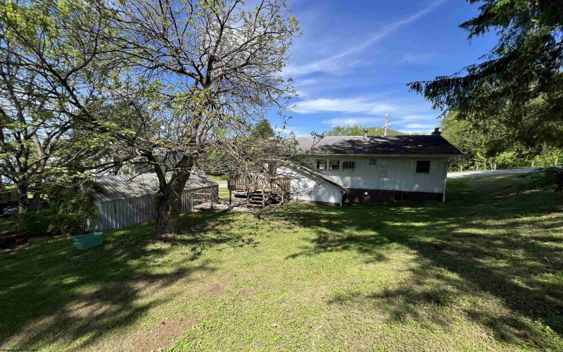 302 Jameson Avenue, Parsons, West Virginia 26287, 2 Bedrooms Bedrooms, 6 Rooms Rooms,1 BathroomBathrooms,Single Family Detached,For Sale,Jameson,10159476