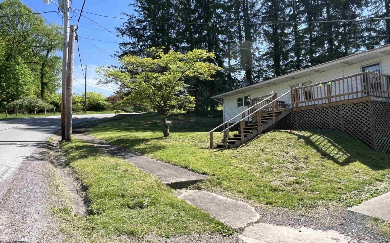 302 Jameson Avenue, Parsons, West Virginia 26287, 2 Bedrooms Bedrooms, 6 Rooms Rooms,1 BathroomBathrooms,Single Family Detached,For Sale,Jameson,10159476