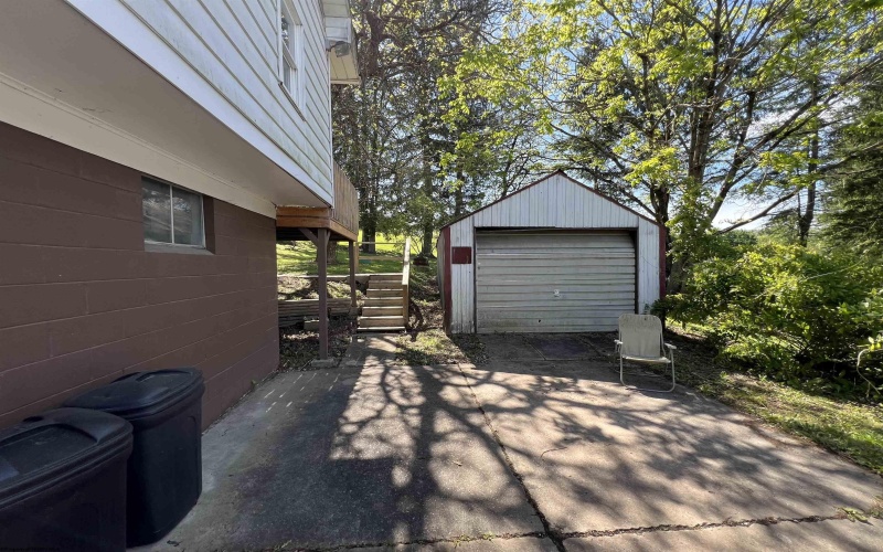 302 Jameson Avenue, Parsons, West Virginia 26287, 2 Bedrooms Bedrooms, 6 Rooms Rooms,1 BathroomBathrooms,Single Family Detached,For Sale,Jameson,10159476