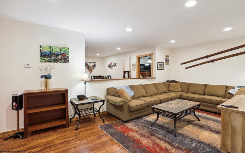 603 Ridge Road, Davis, West Virginia 26260, 5 Bedrooms Bedrooms, 9 Rooms Rooms,4 BathroomsBathrooms,Single Family Detached,For Sale,Ridge,10159475