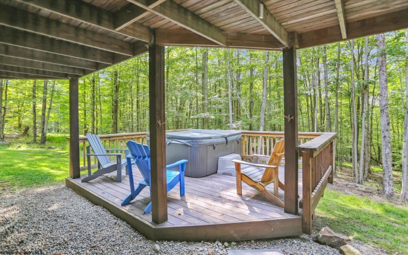 603 Ridge Road, Davis, West Virginia 26260, 5 Bedrooms Bedrooms, 9 Rooms Rooms,4 BathroomsBathrooms,Single Family Detached,For Sale,Ridge,10159475