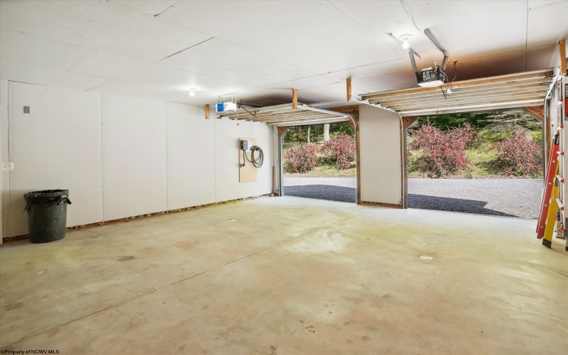 603 Ridge Road, Davis, West Virginia 26260, 5 Bedrooms Bedrooms, 9 Rooms Rooms,4 BathroomsBathrooms,Single Family Detached,For Sale,Ridge,10159475