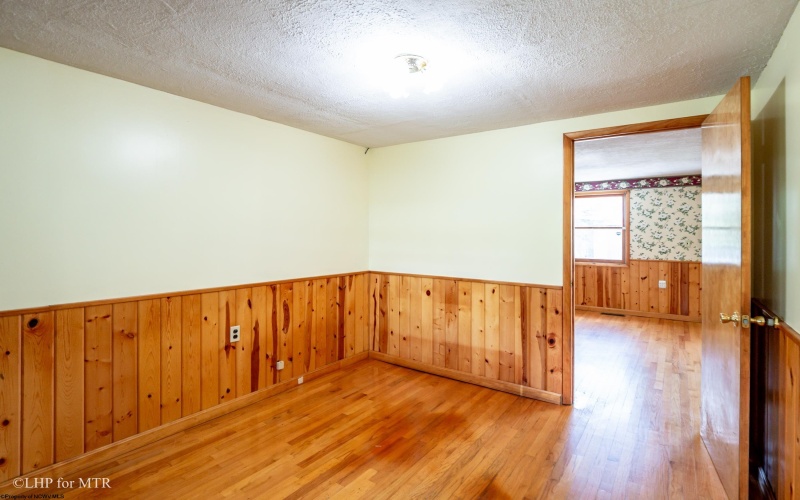 22 Euclid Avenue, Thomas, West Virginia 26292, 3 Bedrooms Bedrooms, 8 Rooms Rooms,2 BathroomsBathrooms,Single Family Detached,For Sale,Euclid,10159482